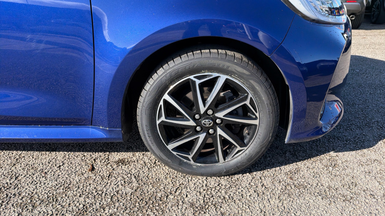 Toyota Yaris 1.5 Hybrid Design 5dr CVT Hybrid Hatchback